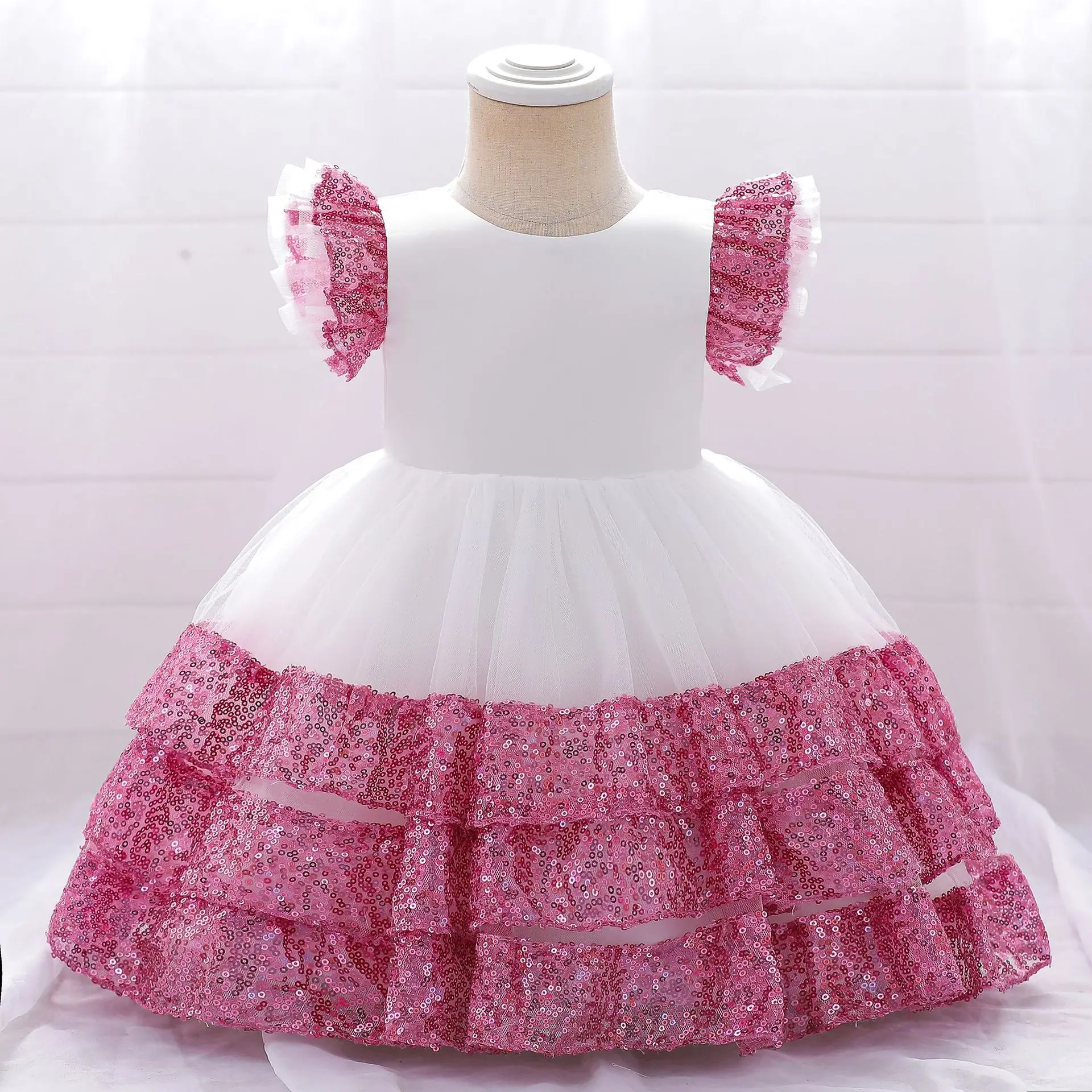 Sequins Cap Sleeves Flower Girl Dresses Sequins Ballgown Girls Birthday Party Pageant Gown Short Junior Wedding Bridesmaid
Sequins Cap Sleeves Flower Girl Dresses Sequins Ballgown Girls Birthday Party Pageant Gown Short Junior Wedding Bridesmaid