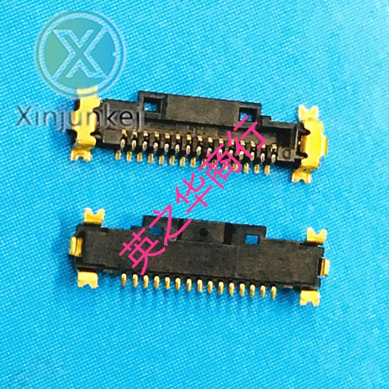 10pcs orginal new DF36-15S-0.4V 15pin 0.4mm pitch horizontal pin socket socket 
10pcs orginal new DF36-15S-0.4V 15pin 0.4mm pitch horizontal pin socket socket