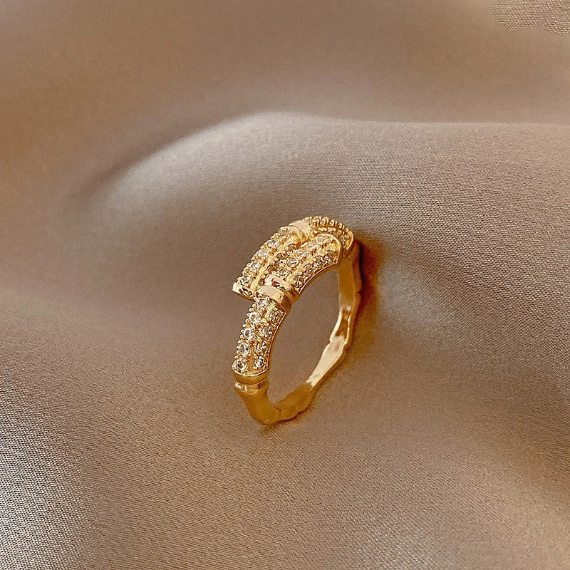 Simple design sense exaggerated design opening adjustable ring girl fashion cold wind bamboo index finger ring hot
Simple design sense exaggerated design opening adjustable ring girl fashion cold wind bamboo index finger ring hot