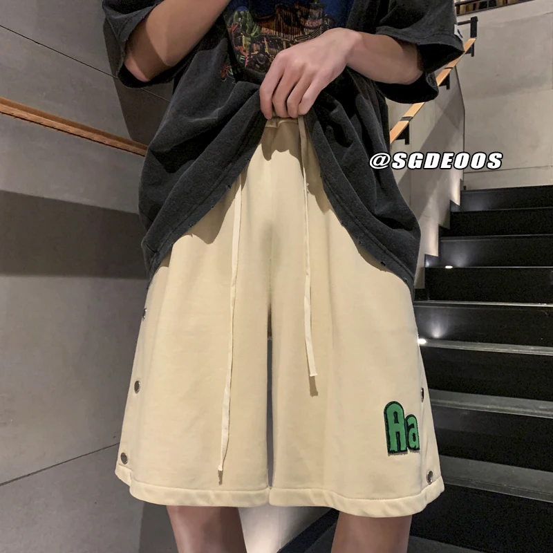 New Summer Side Button Women's Streetwear Short Pants Unsiex Men Bottom Shorst Sport Jogger Trousers Hip Hop Couple Casual Chic
New Summer Side Button Women's Streetwear Short Pants Unsiex Men Bottom Shorst Sport Jogger Trousers Hip Hop Couple Casual Chic