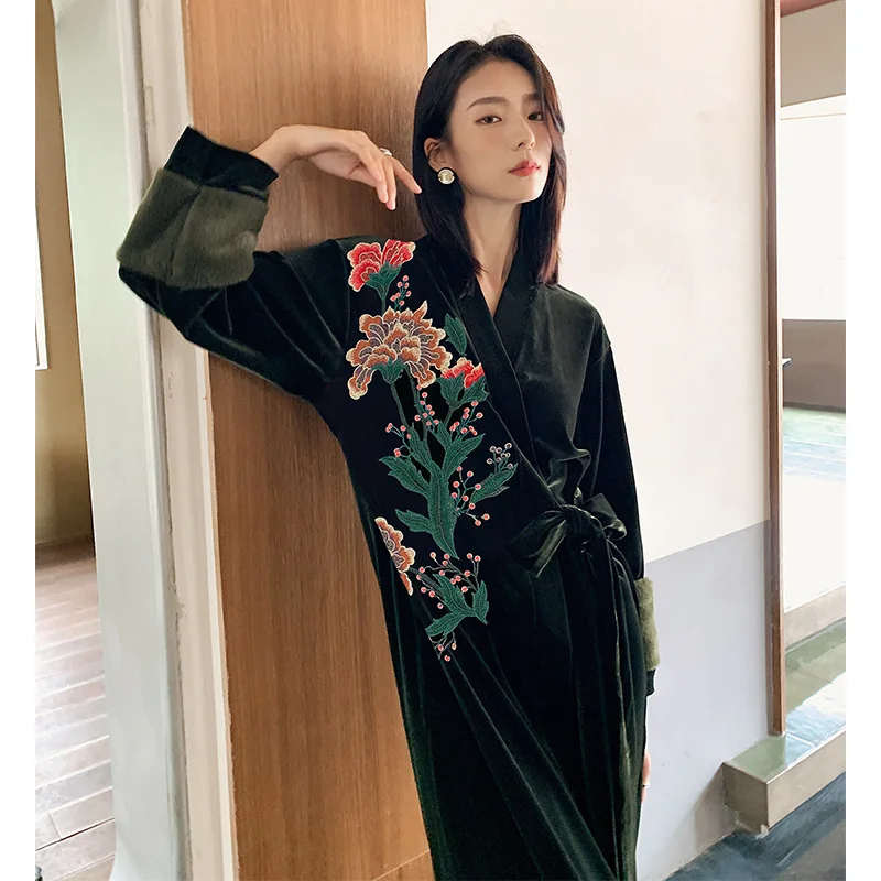 Women Velour Bathrobe Robe Gown Flower Long Kimono Nightgown Nightdress Loose Velvet Homewear Sleepwear Loungewear
Women Velour Bathrobe Robe Gown Flower Long Kimono Nightgown Nightdress Loose Velvet Homewear Sleepwear Loungewear