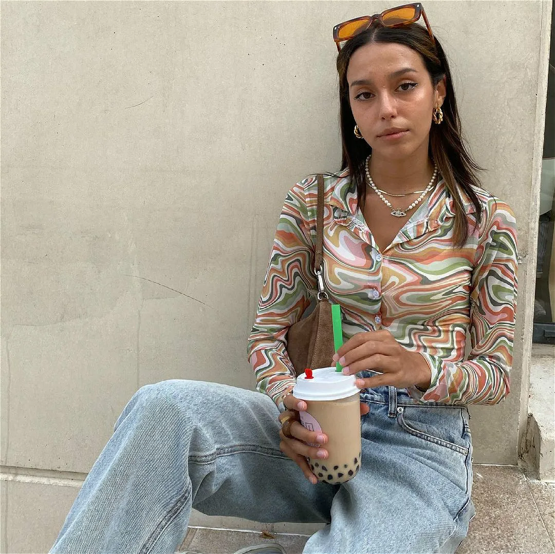 2022 New Tie-dye Print Mesh Sheer Sexy Shirts Women Long Sleeve Lapel Single-breasted Crop Tops Summer Autumn Female Blouse Tops
2022 New Tie-dye Print Mesh Sheer Sexy Shirts Women Long Sleeve Lapel Single-breasted Crop Tops Summer Autumn Female Blouse Tops