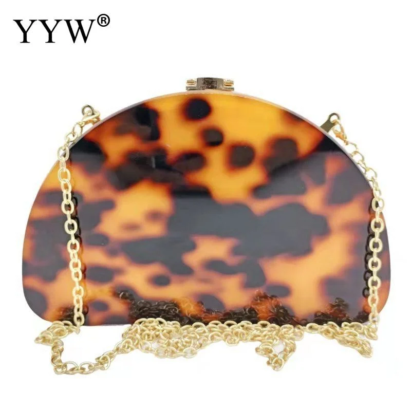 Half Moon Evening Bag Women 2023 Acrylic Clutch Purse Chic Beauty Case Chains Party Flap Handbags Chain Sling Bag Shoulder Purse
Half Moon Evening Bag Women 2023 Acrylic Clutch Purse Chic Beauty Case Chains Party Flap Handbags Chain Sling Bag Shoulder Purse