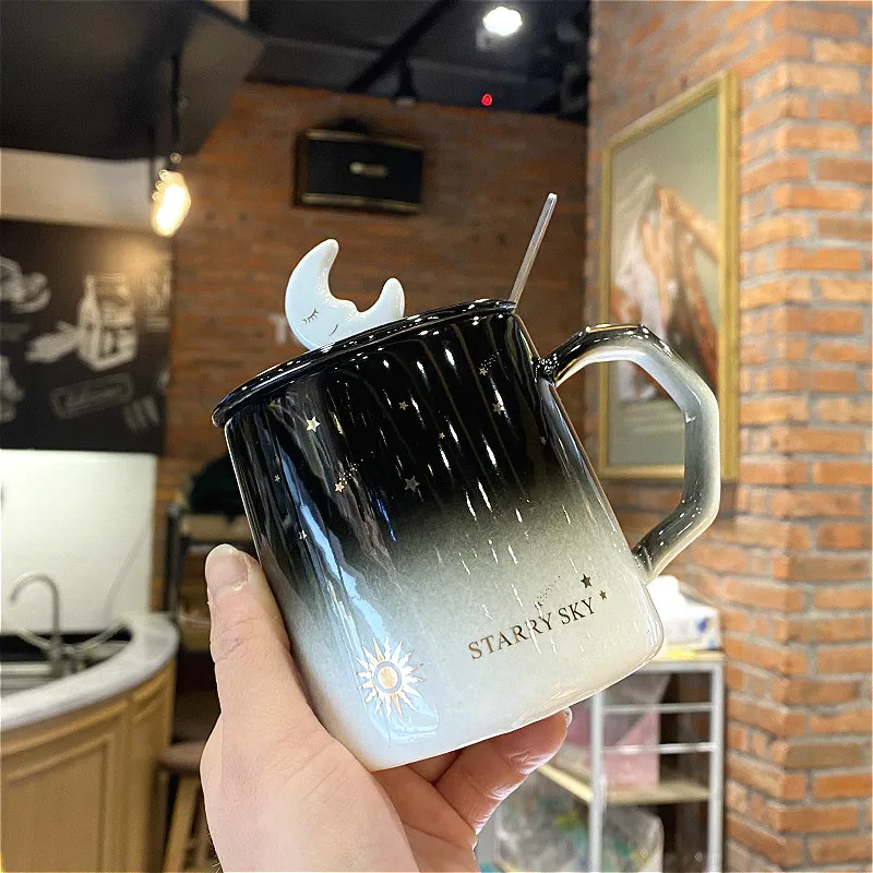 High Quality Star Sky Mug Creative Ceramic Water Cup Couple Coffee Cup with Lid Spoon Large Capacity Office Mug Household Cup
High Quality Star Sky Mug Creative Ceramic Water Cup Couple Coffee Cup with Lid Spoon Large Capacity Office Mug Household Cup