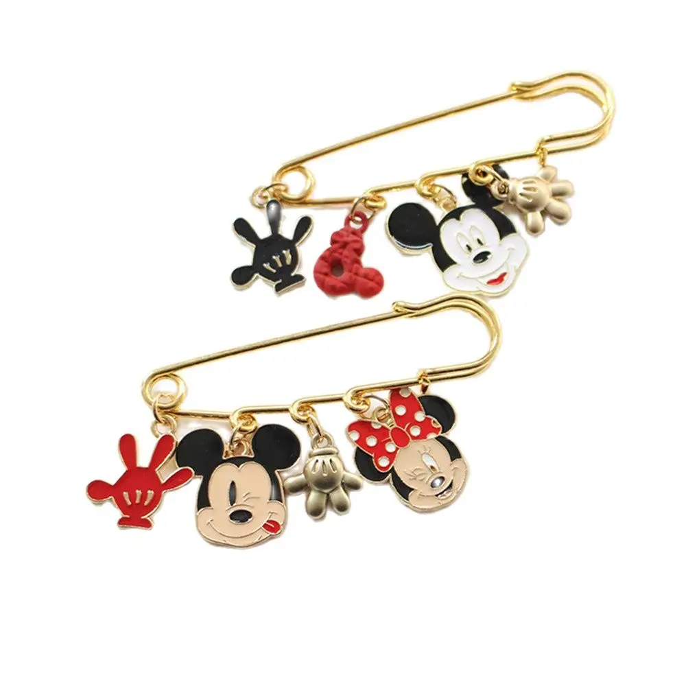 Cute Cartoon Mickey Minnie Brooch Gifts to Lovers' Girlfriend Fashion Clothing Ornament Women's Accessories Jewelry
Cute Cartoon Mickey Minnie Brooch Gifts to Lovers' Girlfriend Fashion Clothing Ornament Women's Accessories Jewelry