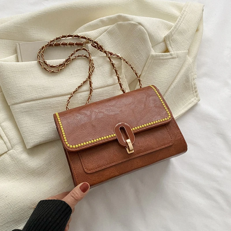 Vintage Pu Leather Women Shoulder Bag Casual Chain Strap Underarm Bag Fashion Lock Crossbody Bags Flap Ladies Handbag and Purse
Vintage Pu Leather Women Shoulder Bag Casual Chain Strap Underarm Bag Fashion Lock Crossbody Bags Flap Ladies Handbag and Purse