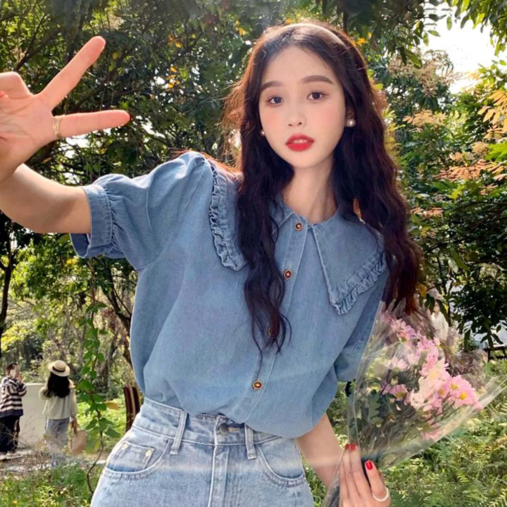 Women Short Sleeve Shirts 2022 New Chic Top Doll Collar Sweet Denim Blouses Fashion All-match Puff Sleeve Casual Female Clothing
Women Short Sleeve Shirts 2022 New Chic Top Doll Collar Sweet Denim Blouses Fashion All-match Puff Sleeve Casual Female Clothing