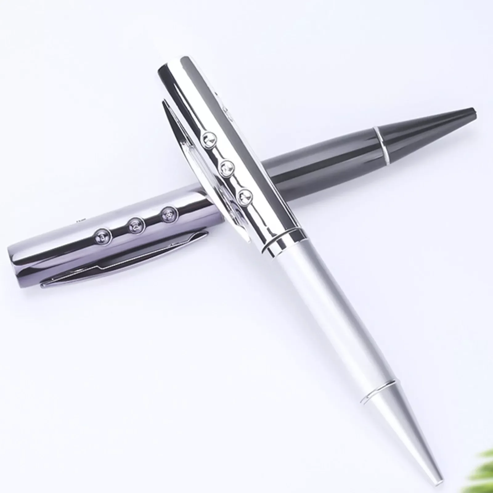 MP3 Player Portable 3.5mm Writable Pen Music Players Supports 32GB TF Card Student Walkman Button Control Mini MP3 Player 
MP3 Player Portable 3.5mm Writable Pen Music Players Supports 32GB TF Card Student Walkman Button Control Mini MP3 Player