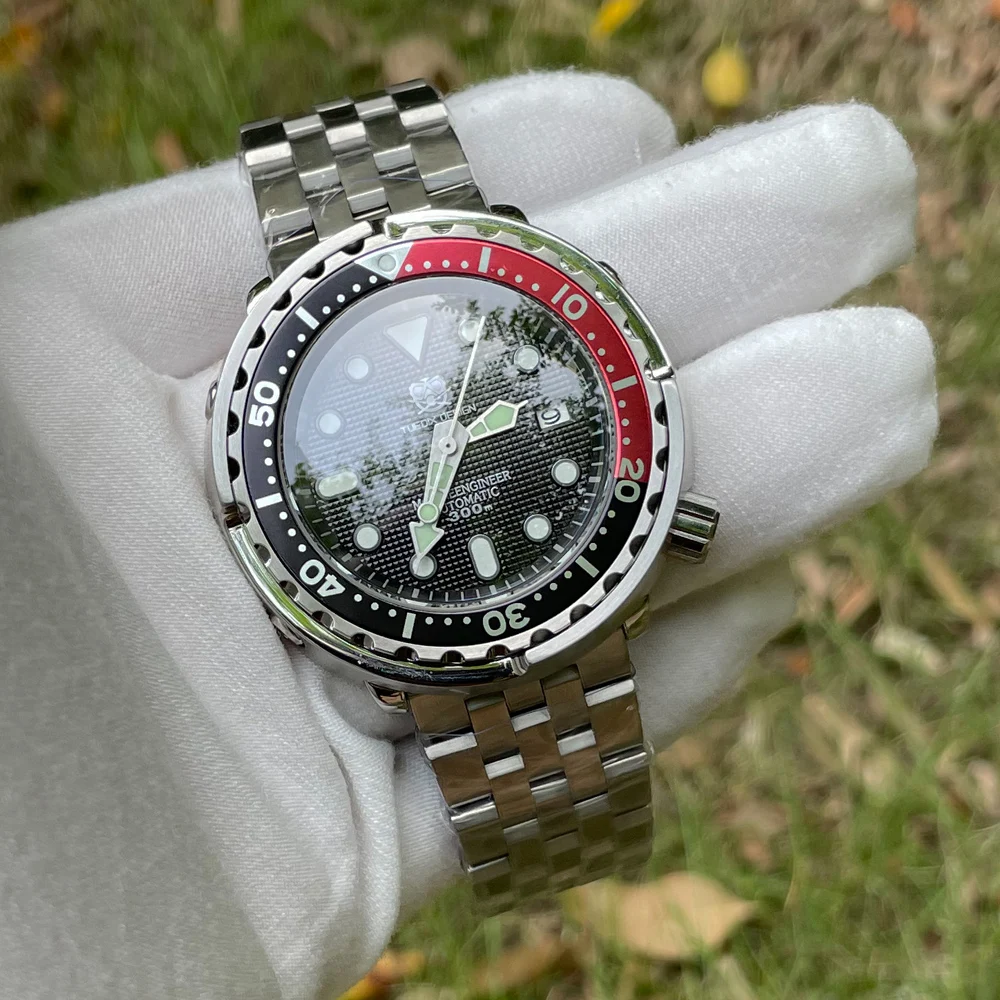 TUEDIX Automatic Men Watches NH35A Movement Swim Wrist Watch Luxury Gift Sports Clock Waterproof Steel Clock Relogio Masculino
TUEDIX Automatic Men Watches NH35A Movement Swim Wrist Watch Luxury Gift Sports Clock Waterproof Steel Clock Relogio Masculino