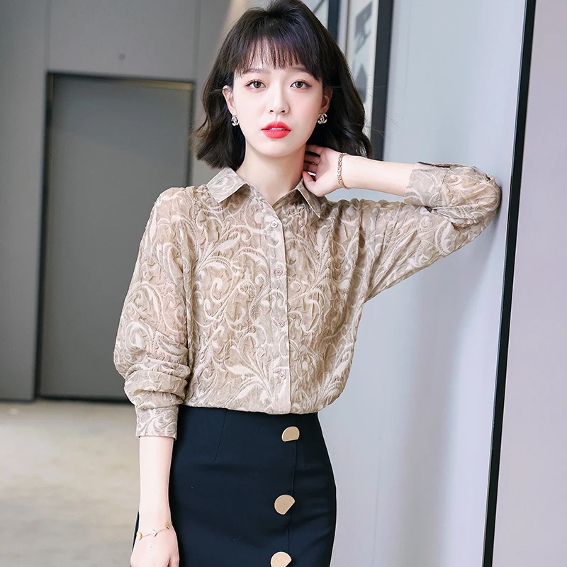 Jacquard Chiffon Shirt Women's POLO Collar Long Sleeve New Long Sleeve Solid Color Women Tops button up shirt korean fashion
Jacquard Chiffon Shirt Women's POLO Collar Long Sleeve New Long Sleeve Solid Color Women Tops button up shirt korean fashion