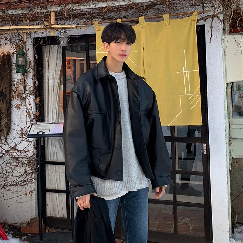 Men's Thickened Autumn PU Leather New Clothing Trend Handsome Loose Korean New Single Breast Coat 2021 Short Clothes
Men's Thickened Autumn PU Leather New Clothing Trend Handsome Loose Korean New Single Breast Coat 2021 Short Clothes