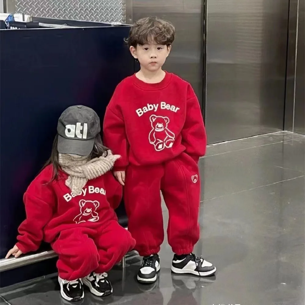 Детская осенне-зимняя плюшевая Толстовка Brother And Sister, новинка 2022, корейское Новогоднее и рождественское платье, тренд из двух предметов
Детская осенне-зимняя плюшевая Толстовка Brother And Sister, новинка 2022, корейское Новогоднее и рождественское платье, тренд из двух предметов