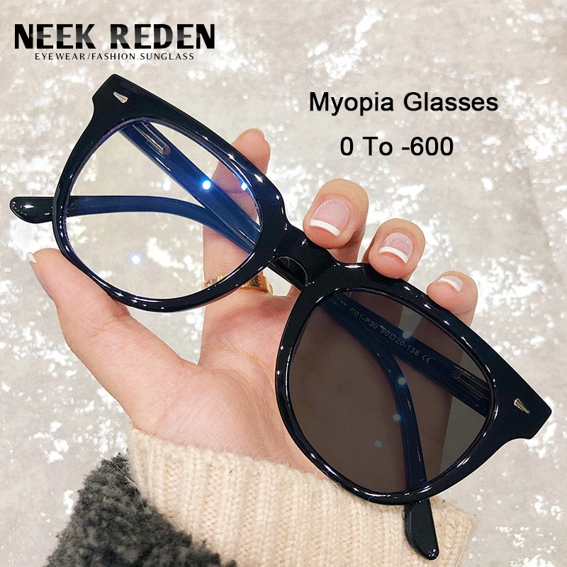 Tr90 Square Photochromic Myopia Glasses Women Men Black Retro Brand Design Clear Eyeglasses Degree -0.5 -2.75 -4.5 -5.0 -5.5
Tr90 Square Photochromic Myopia Glasses Women Men Black Retro Brand Design Clear Eyeglasses Degree -0.5 -2.75 -4.5 -5.0 -5.5