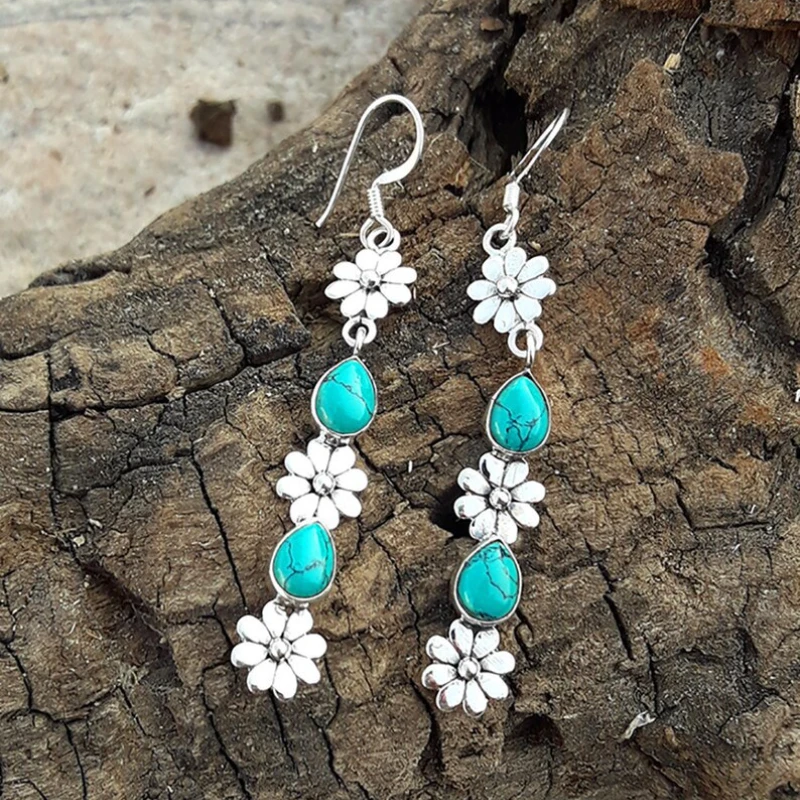 2023 New Vintage Drop shaped Long Earrings Flower Earrings Tassel Pendant Simple Bohemian Style Women's Party Jewelry Gift
2023 New Vintage Drop shaped Long Earrings Flower Earrings Tassel Pendant Simple Bohemian Style Women's Party Jewelry Gift