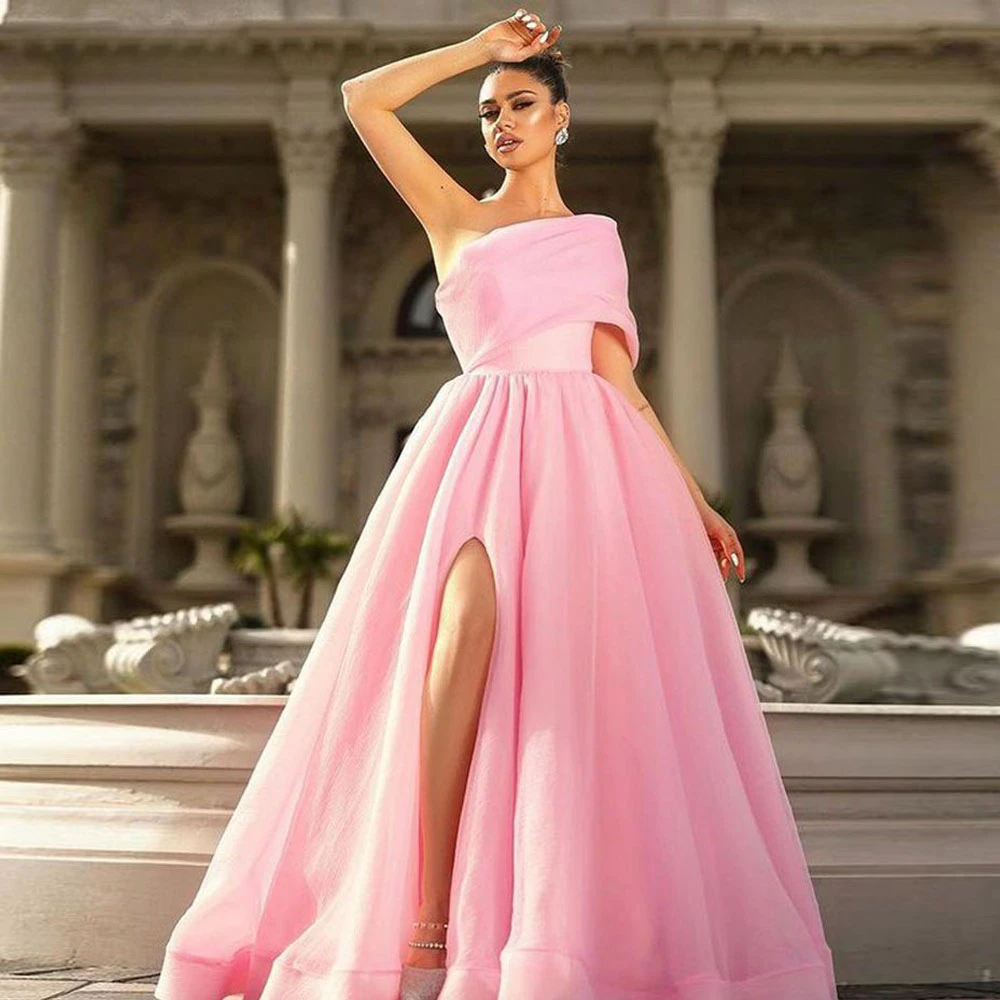 Off Shoulder Puffy Prom Dresses with High Side Slit 2023 Sexy Pleats A-Line Backless Celebrity Dress Long Formal Evening Gowns
Off Shoulder Puffy Prom Dresses with High Side Slit 2023 Sexy Pleats A-Line Backless Celebrity Dress Long Formal Evening Gowns