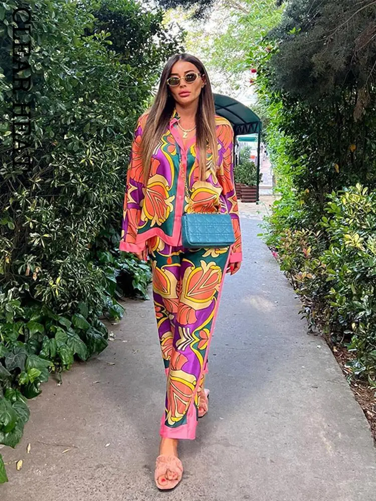 Casual Long Sleeve Lapel Print Single Breasted Top Stretch Loose Waist Pants Suit Women 2022 Summer 2 Piece Shirt Pants Suit
Casual Long Sleeve Lapel Print Single Breasted Top Stretch Loose Waist Pants Suit Women 2022 Summer 2 Piece Shirt Pants Suit