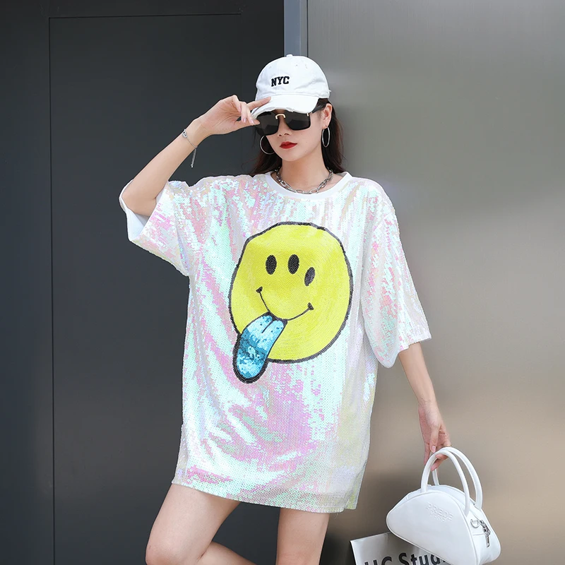 CHIC New European America Hiphop Girls Streetwear Cartoon Smile Face Funny Women T-shirt Sequined Tops Punk Tee Drop Shipping
CHIC New European America Hiphop Girls Streetwear Cartoon Smile Face Funny Women T-shirt Sequined Tops Punk Tee Drop Shipping