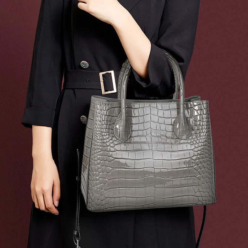 Genuine Leather Women's Bag New Fashion Fashion High Sense Large Capacity Crossbody Cowhide Women's Handbag Tote Bags for Women
Genuine Leather Women's Bag New Fashion Fashion High Sense Large Capacity Crossbody Cowhide Women's Handbag Tote Bags for Women