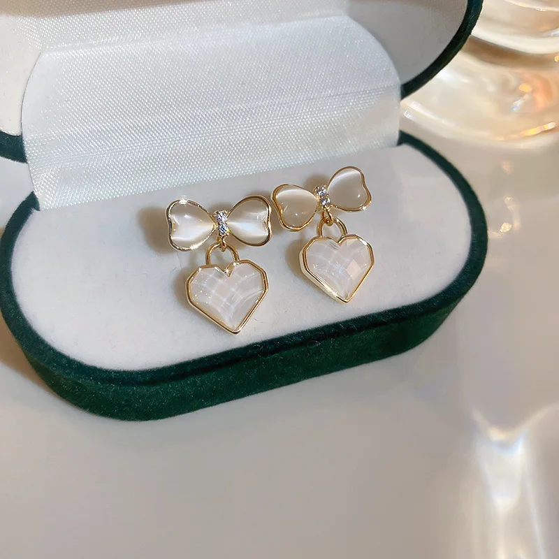 Minar Elegant Multi Style Bling Opal CZ Cubic Zirconia Love Heart Bowknot Earring for Women Flower Ball Drop Earrings Jewelry
Minar Elegant Multi Style Bling Opal CZ Cubic Zirconia Love Heart Bowknot Earring for Women Flower Ball Drop Earrings Jewelry
