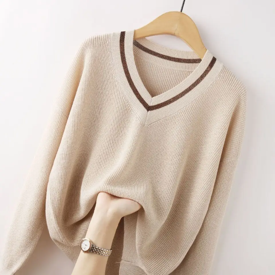Women's Sweater Pullovers for Autumn and Winter Knit Sweater Tops Casual Loose V-Neck Full-Sleeve Bottoming Pullover Sweaters
Women's Sweater Pullovers for Autumn and Winter Knit Sweater Tops Casual Loose V-Neck Full-Sleeve Bottoming Pullover Sweaters