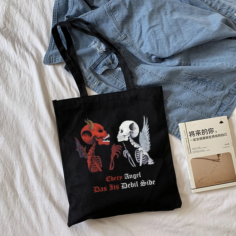 Gothic Skull Print Letter Women Canvas Bag Totes Large Capacity Casual Fashion Harajuku Shopping Bag Cartoon Female Shoulder Bag
Gothic Skull Print Letter Women Canvas Bag Totes Large Capacity Casual Fashion Harajuku Shopping Bag Cartoon Female Shoulder Bag