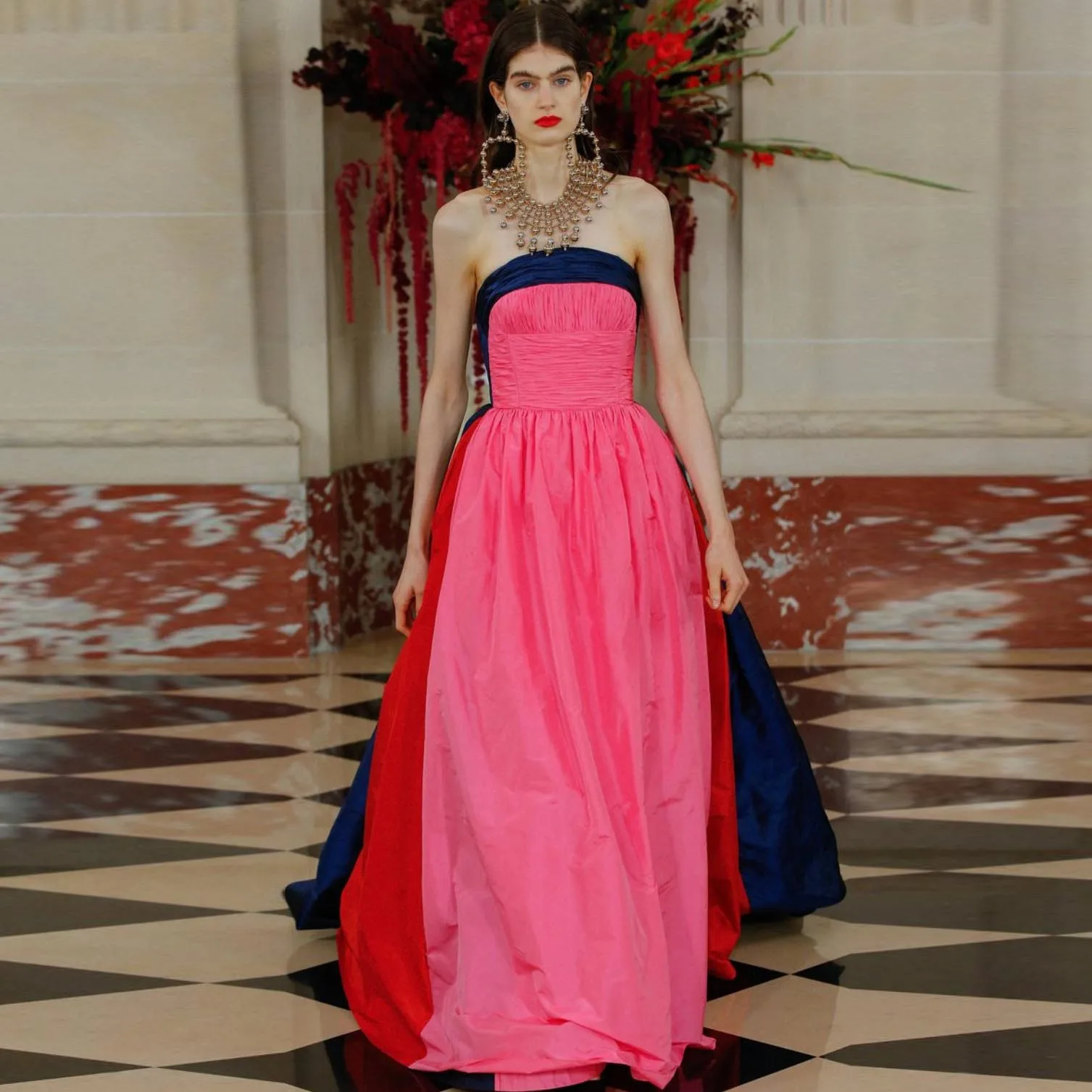 Strapless Women Clothes Floor Length Evening Dresses For Women Splicing Tricolor Dress Fashion Prom Dress Custom Made Color Gown
Strapless Women Clothes Floor Length Evening Dresses For Women Splicing Tricolor Dress Fashion Prom Dress Custom Made Color Gown