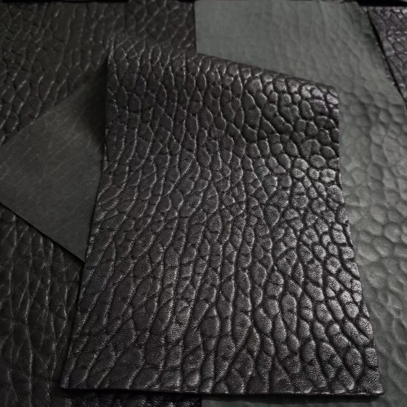 Бильярдный Кий с рисунком черной морской собаки, рельефная воловья кожа, 320 мм * 12 мм * 0,6 мм
Бильярдный Кий с рисунком черной морской собаки, рельефная воловья кожа, 320 мм * 12 мм * 0,6 мм