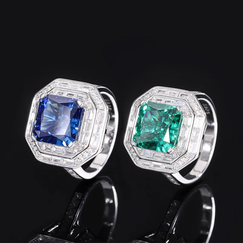 Женское кольцо из серебра 925 пробы, с квадратными бриллиантами, 10 х10 мм
Женское кольцо из серебра 925 пробы, с квадратными бриллиантами, 10 х10 мм