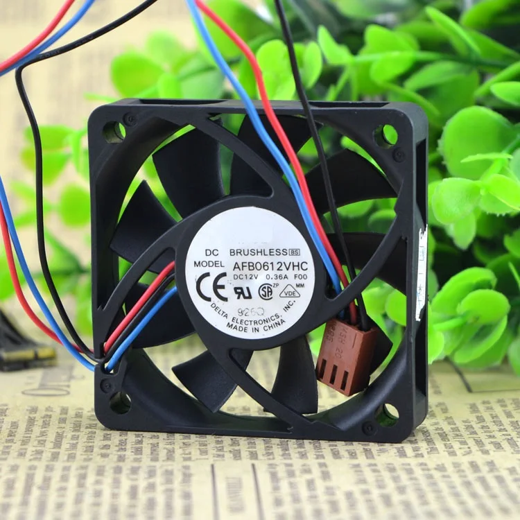 Новый оригинальный AFB0612VHC 6015 12В 0.36A 6 см трехпроводный охлаждающий вентилятор
Новый оригинальный AFB0612VHC 6015 12В 0.36A 6 см трехпроводный охлаждающий вентилятор