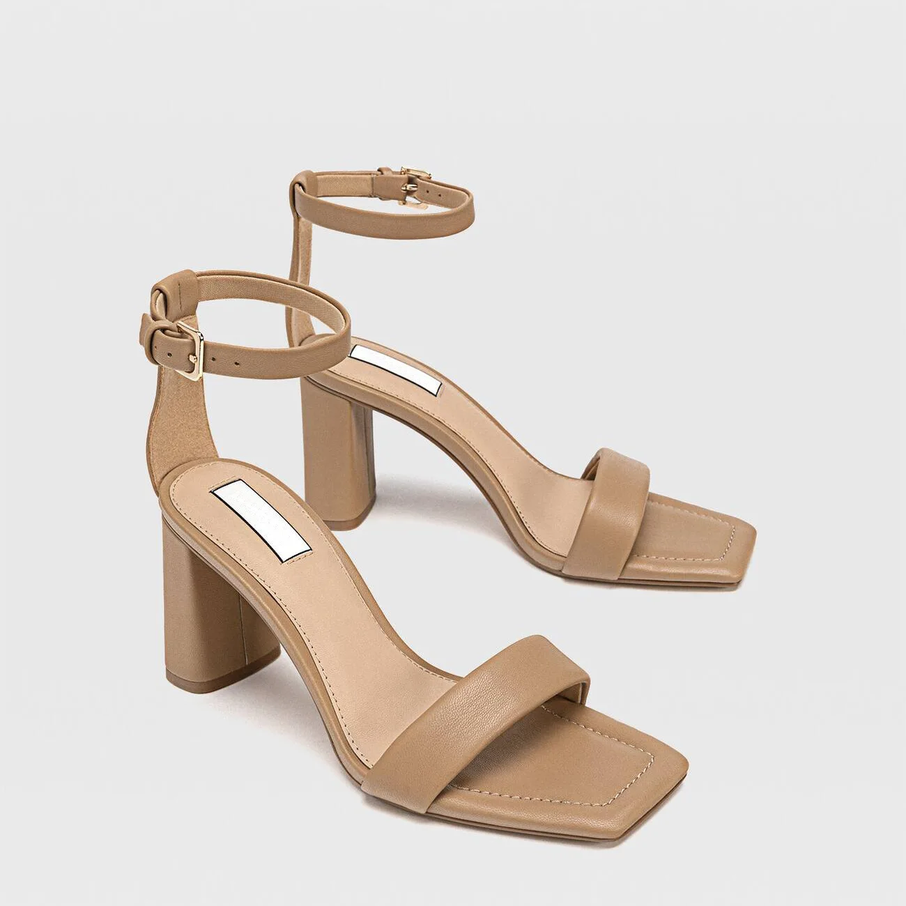 Low Sandals Woman Leather Low-heeled Rome PU Hoof Heels Fabric Slides Rubber Low Sandals Woman Leather Low-heeled Rome PU Fabric
Low Sandals Woman Leather Low-heeled Rome PU Hoof Heels Fabric Slides Rubber Low Sandals Woman Leather Low-heeled Rome PU Fabric