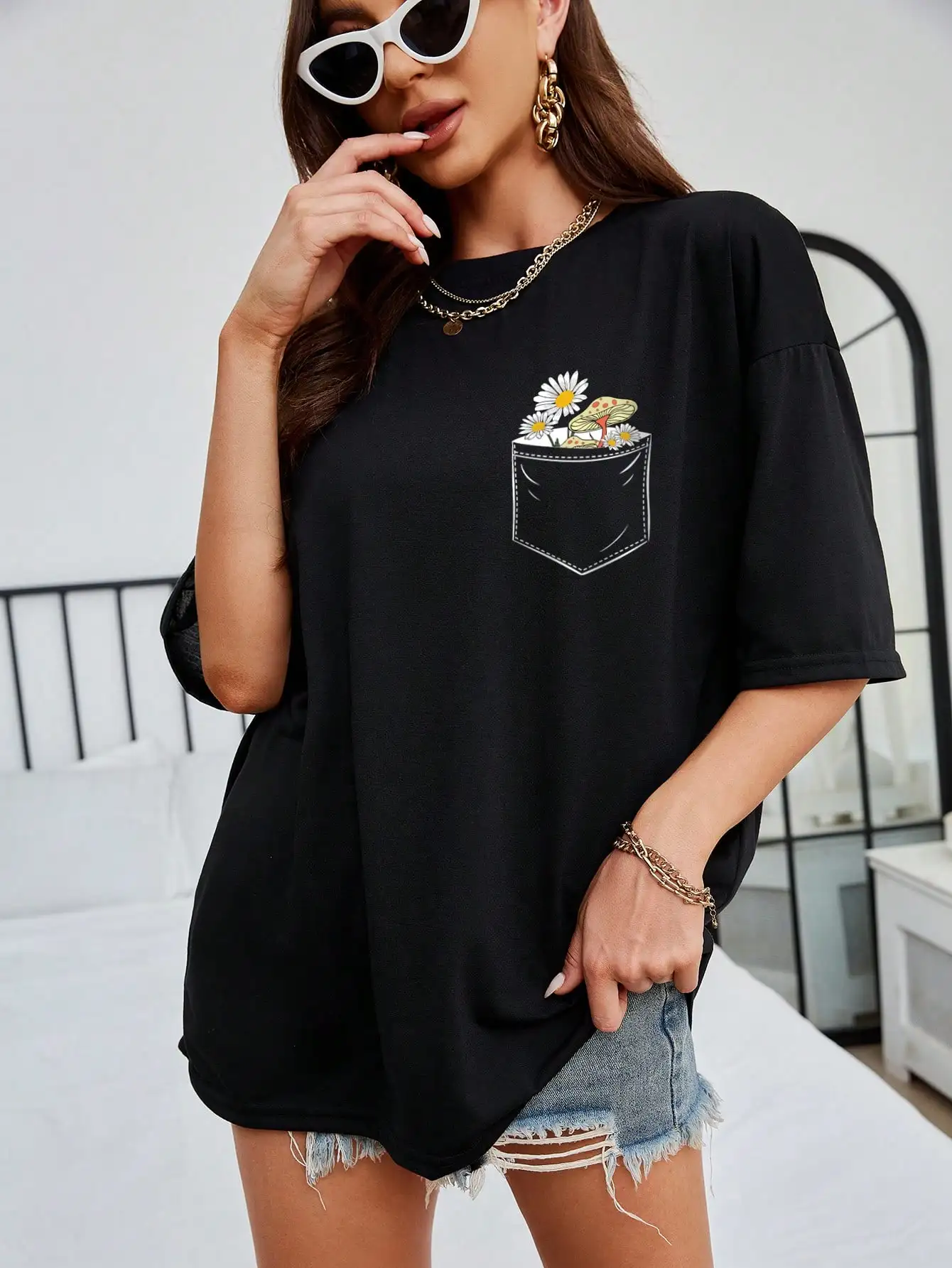 Pocket Flowers Prints Female Short Sleeve Creativity All-math Cotton Tee Clothing Casual Trend O-Neck Tops Soft Womens T-Shirts
Pocket Flowers Prints Female Short Sleeve Creativity All-math Cotton Tee Clothing Casual Trend O-Neck Tops Soft Womens T-Shirts