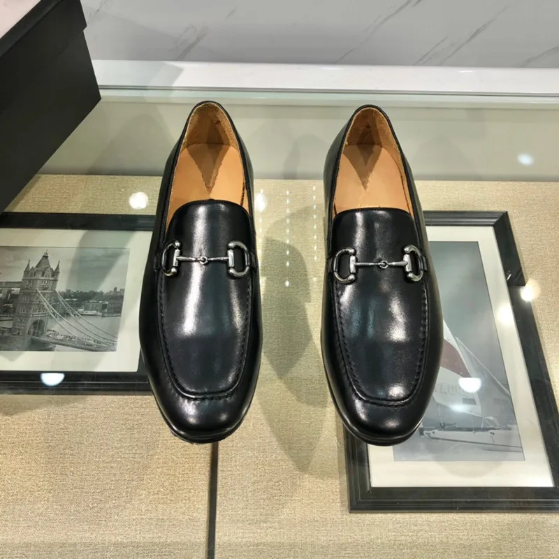 High quality Luxury men classic cowhide Leather shoes Fashion classic casual Business Metal buckle leather shoes Dress wedding
High quality Luxury men classic cowhide Leather shoes Fashion classic casual Business Metal buckle leather shoes Dress wedding