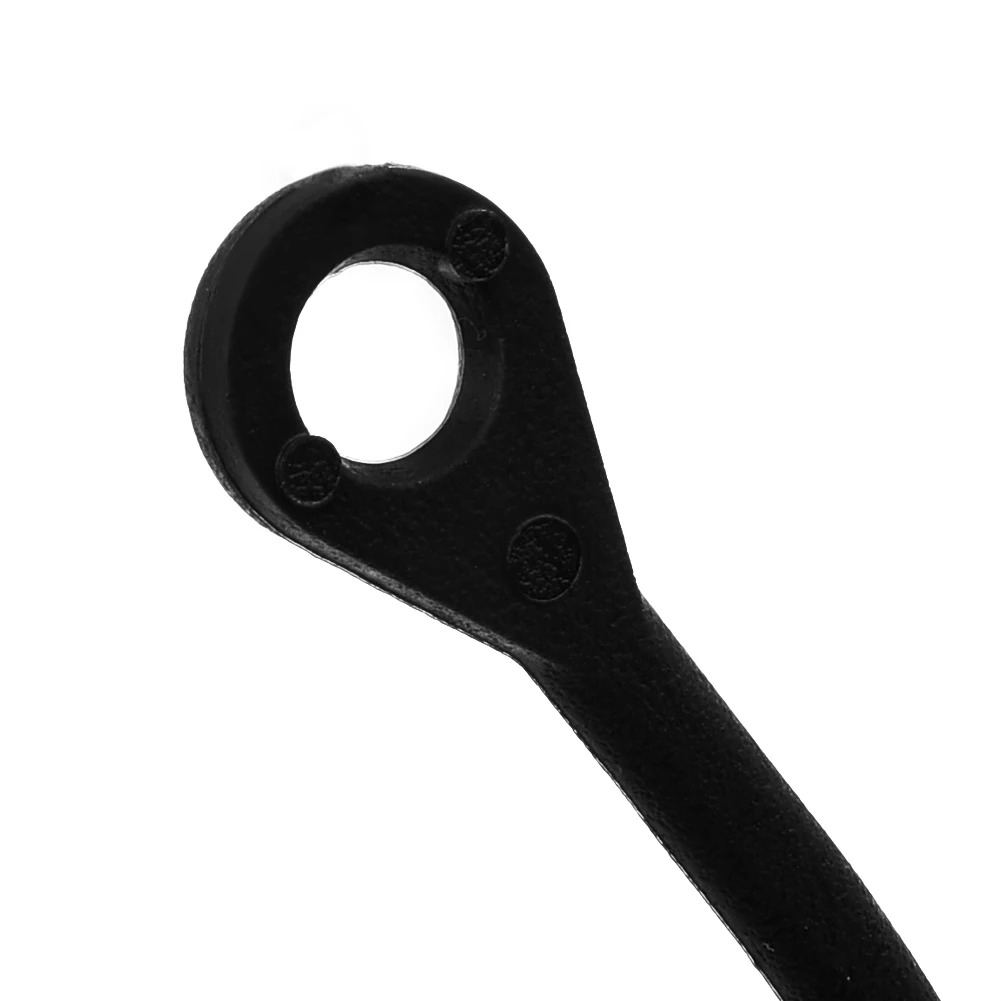 Useful Durable Fuel Tank Cover Line 1pcs Accessories Parts Plastic Black For BORA 1999-2005 For GOLF 1986-2006
Useful Durable Fuel Tank Cover Line 1pcs Accessories Parts Plastic Black For BORA 1999-2005 For GOLF 1986-2006
