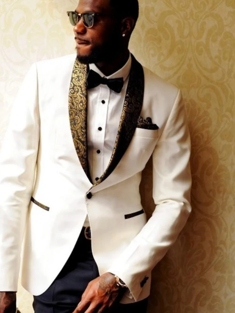 Slim Fit African Fashion Suits For Wedding Men Gold Shawl Lapel Formal Jacket With Black Pants 2 Piece Custom Groom Tuxedo 2023
Slim Fit African Fashion Suits For Wedding Men Gold Shawl Lapel Formal Jacket With Black Pants 2 Piece Custom Groom Tuxedo 2023