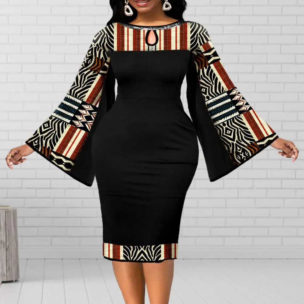 Women Long Sleeve Dress Elegant Vintage Print Women's Midi Dress with Back Zipper Closure Round Neck Hollow Out Horn for Lady
Women Long Sleeve Dress Elegant Vintage Print Women's Midi Dress with Back Zipper Closure Round Neck Hollow Out Horn for Lady