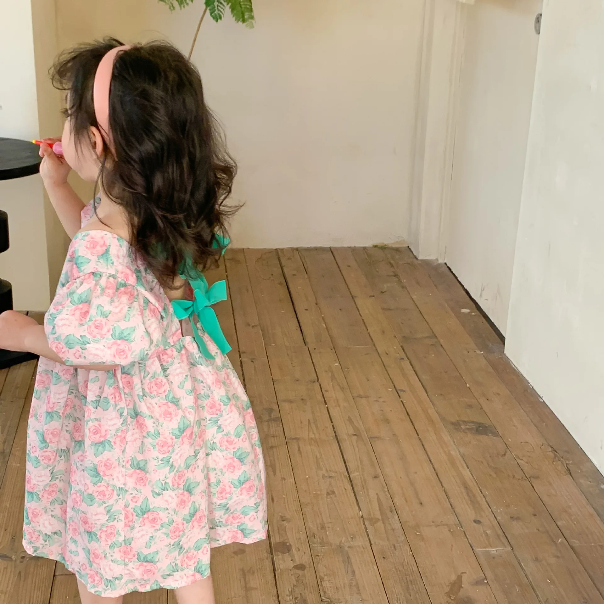 Children's Clothing Girls Floral Dresses 2023 Summer Korean Kids Puff Sleeve Bow Backless Dress Baby Girls Cute Cotton Dresses
Children's Clothing Girls Floral Dresses 2023 Summer Korean Kids Puff Sleeve Bow Backless Dress Baby Girls Cute Cotton Dresses
