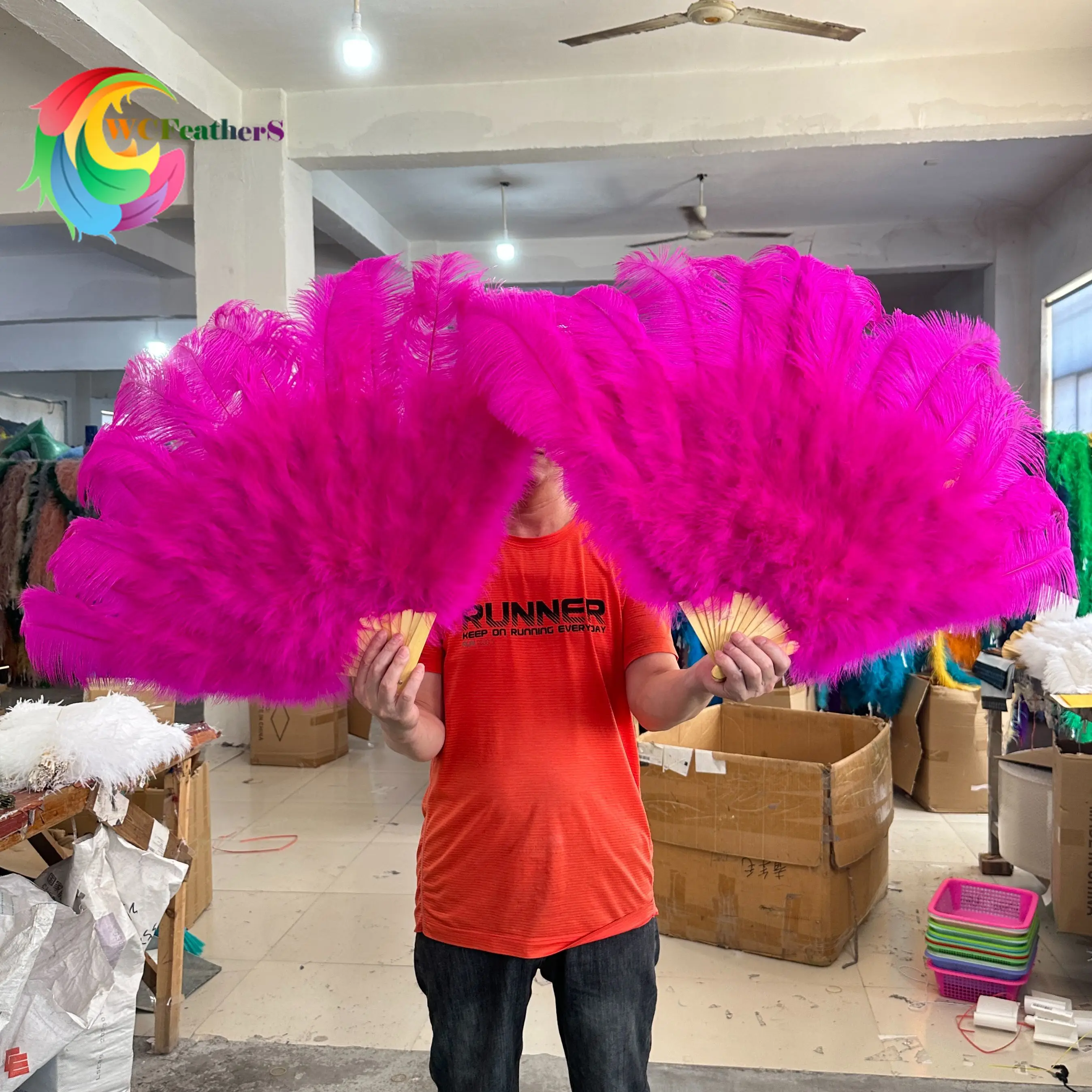 

1 пара = 2 шт. красивые 100 см розовые страусиные перья веер для танцев вечеринки свадьбы реквизит для сцены ручной Марабу шлейф веер 13 костей