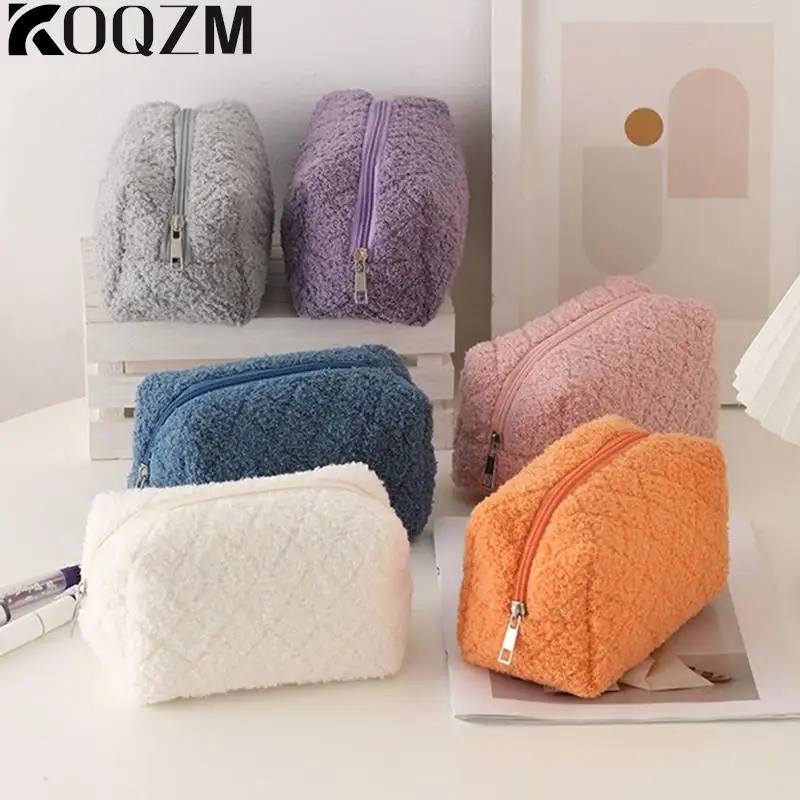 Plush Pencil Bag Kawaii Simple Plush Travel Cosmetic Lipstick Storage Bag Women's Makeup Storage Bag Handbag Wallet Stationery
Plush Pencil Bag Kawaii Simple Plush Travel Cosmetic Lipstick Storage Bag Women's Makeup Storage Bag Handbag Wallet Stationery