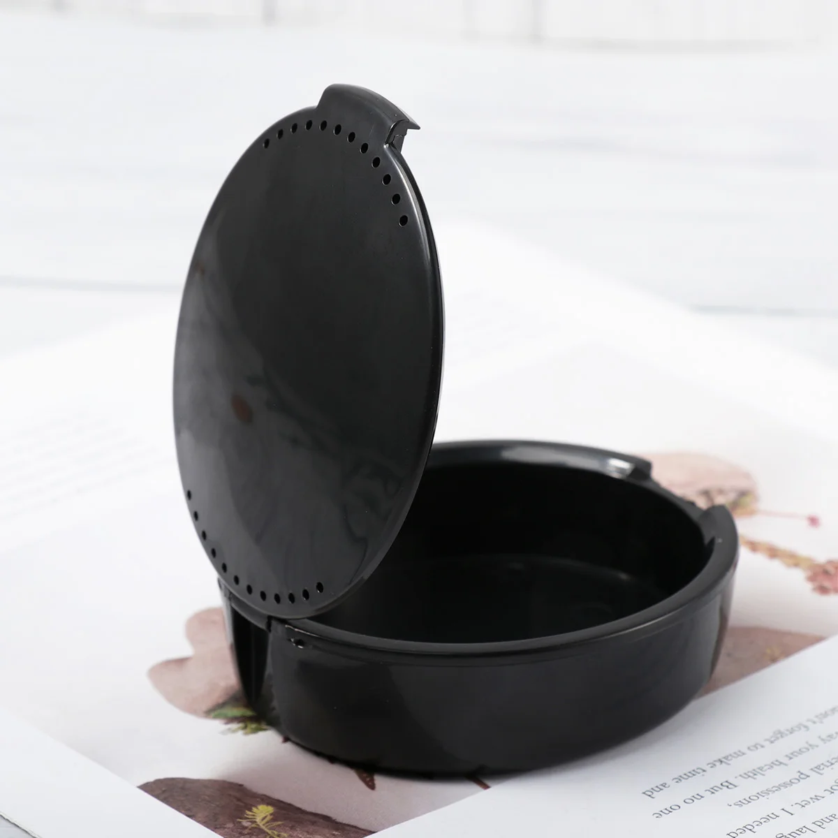 Denture Holder Case for Cleaning Denture Repair Retainer Box False Container Retainer Case
Denture Holder Case for Cleaning Denture Repair Retainer Box False Container Retainer Case