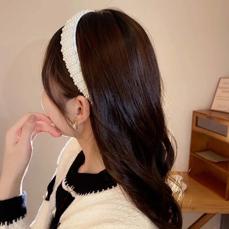 

Lady Fan Zhenzhu Hairband I Small Design Sense Of The East Gate South Korea Fashion Headband Net Red Personality Versatile