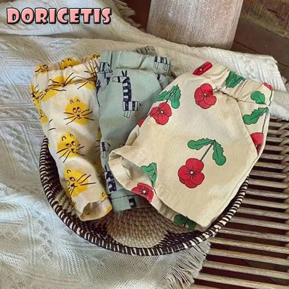 Шорты детские с карманами и мультяшным принтом, милые стильные модные повседневные короткие штаны для активного отдыха, для девочек, на лет...
Шорты детские с карманами и мультяшным принтом, милые стильные модные повседневные короткие штаны для активного отдыха, для девочек, на лет...