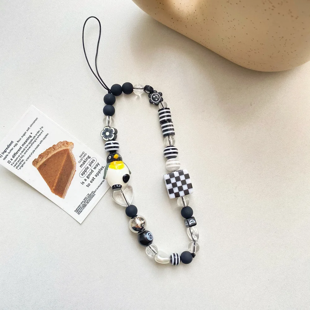 Trend Creative Cartoon Penguin Mobile Phone Chain Fashion Personality Beaded Black Exquisite Durable Pendant Jewelry Gift Female
Trend Creative Cartoon Penguin Mobile Phone Chain Fashion Personality Beaded Black Exquisite Durable Pendant Jewelry Gift Female