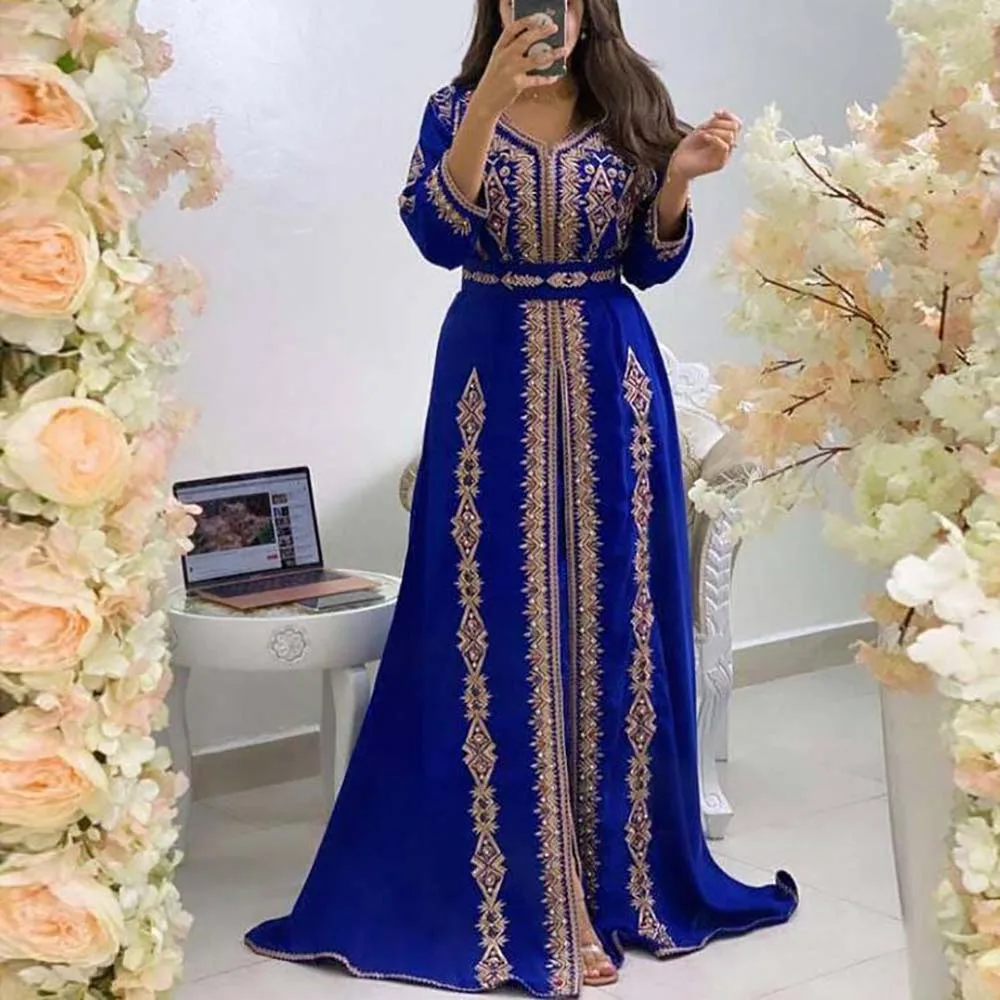 2022 New Muslim Dress Luxury Embroidery Women Split Dubai Elegant Long Sleeve Abaya Islam Turkey Jellaba Moroccan Long Dress
2022 New Muslim Dress Luxury Embroidery Women Split Dubai Elegant Long Sleeve Abaya Islam Turkey Jellaba Moroccan Long Dress