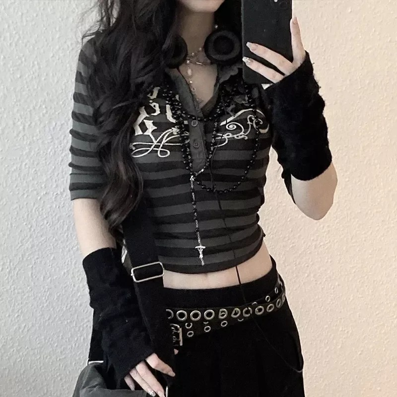 y2k Gothic Harajuku Crop Top 90s Vintage Graphic Print Skinny Pullovers Tee Punk Grunge T-shirt Y2K Aesthetic Alt Emo Clothes
y2k Gothic Harajuku Crop Top 90s Vintage Graphic Print Skinny Pullovers Tee Punk Grunge T-shirt Y2K Aesthetic Alt Emo Clothes