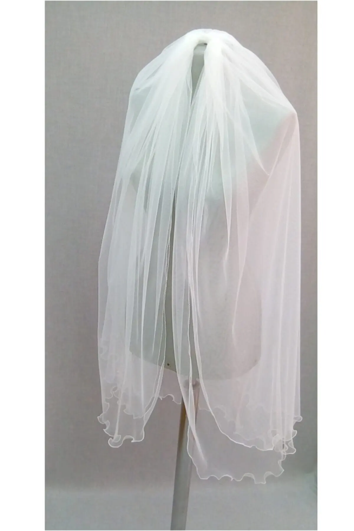 2022 new Dream Tulle Simple Off-White Wedding Veils Fluent Soft 1 Mt Size 1 Mt 50 Cm Top Double floor Adana Wedding Dress Wedding
2022 new Dream Tulle Simple Off-White Wedding Veils Fluent Soft 1 Mt Size 1 Mt 50 Cm Top Double floor Adana Wedding Dress Wedding