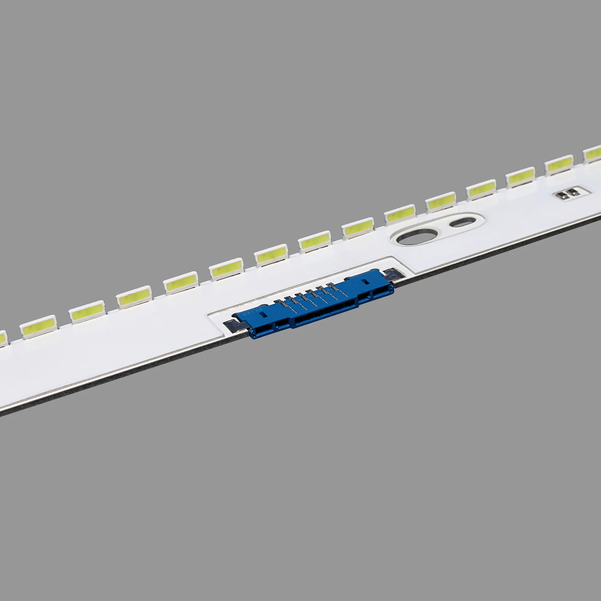 LED backlight for Toshiba 49U67EBC THOMSON 49UC6406 49A660U THOMSON 49UC6406 9leds 49D2900A/B 49HR330M05A0/B0 4C-LB4905-HR01J
LED backlight for Toshiba 49U67EBC THOMSON 49UC6406 49A660U THOMSON 49UC6406 9leds 49D2900A/B 49HR330M05A0/B0 4C-LB4905-HR01J