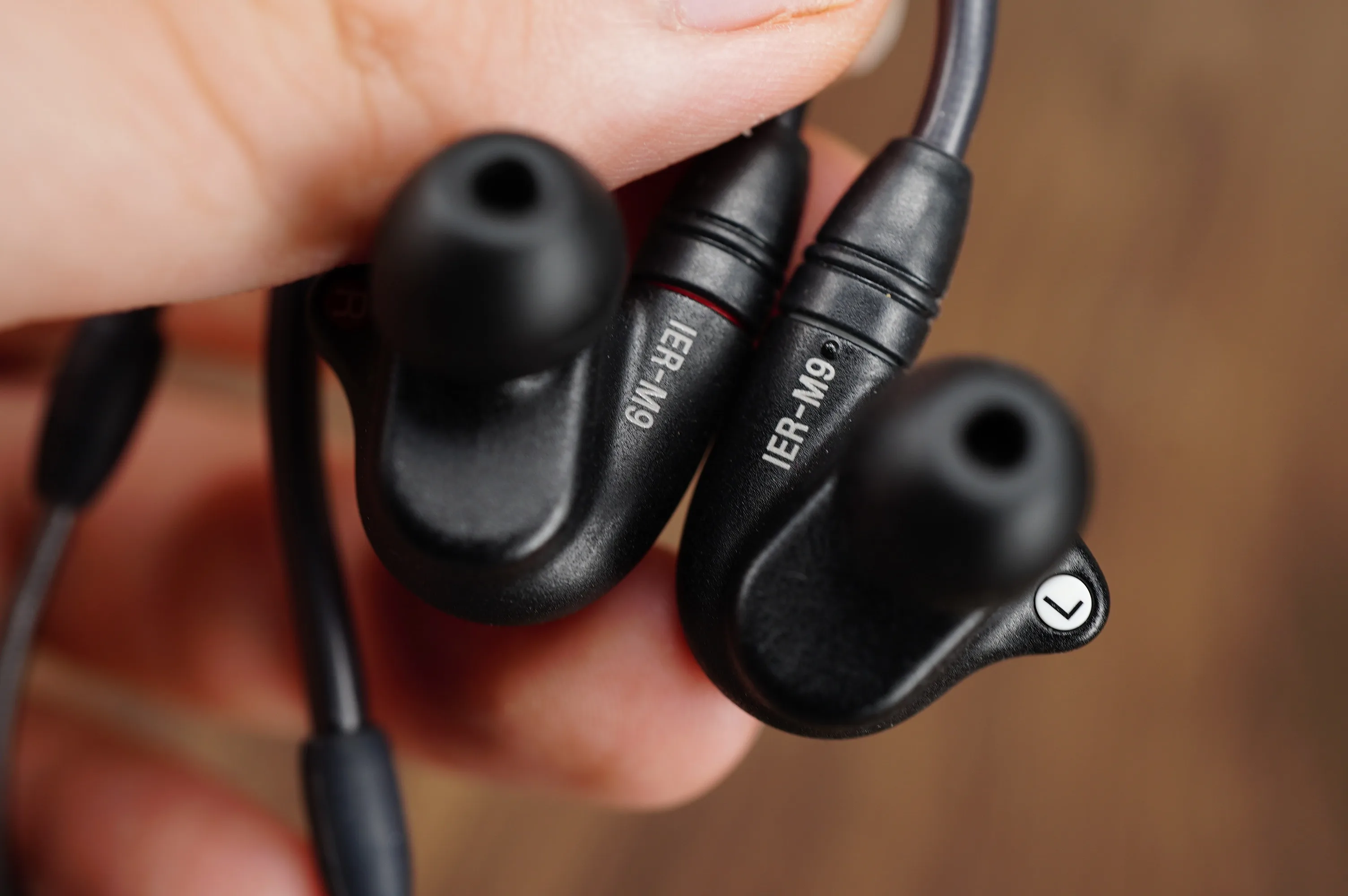 Подходят для подержанных наушников Sony/Sony IER-M7 M9, подвижные металлические наушники-вкладыши для монитора, баланс 4,4
Подходят для подержанных наушников Sony/Sony IER-M7 M9, подвижные металлические наушники-вкладыши для монитора, баланс 4,4