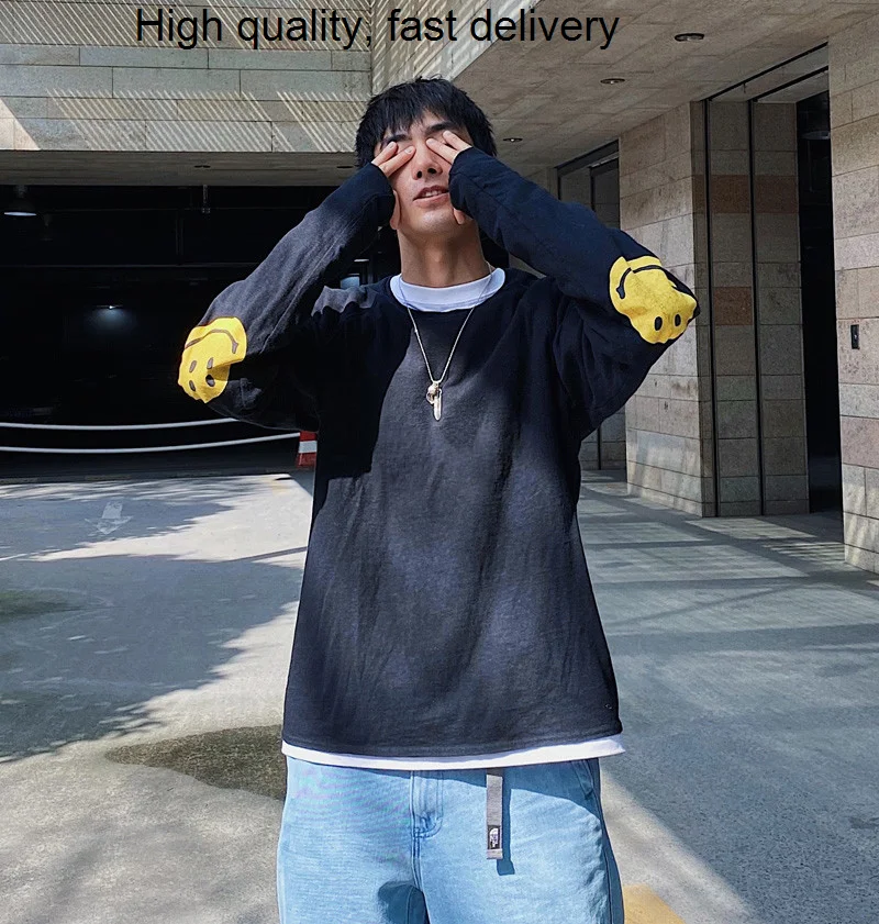 Double Arm KIPATAL Four Eyes Smiling Face Printing Thin Round Neck Long Sleeve T-shirt For Men And Women
Double Arm KIPATAL Four Eyes Smiling Face Printing Thin Round Neck Long Sleeve T-shirt For Men And Women