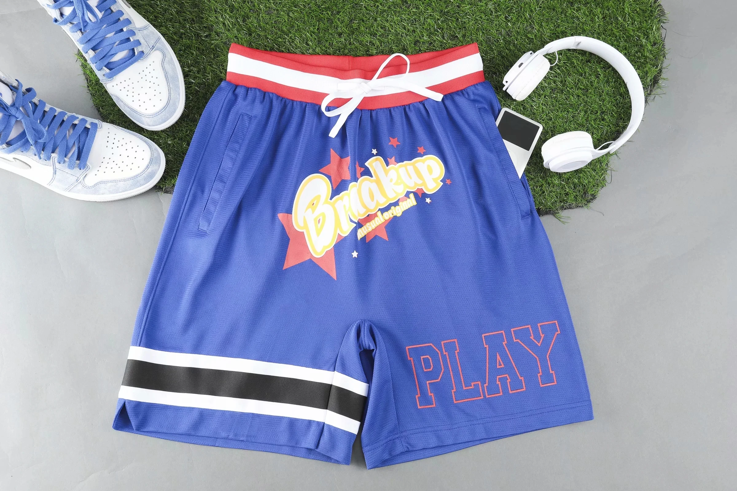 Fashion Draw String Polyester Basketball Shorts With "Breakup" Letter Pattern Shorts Male Female Loose Sports Shorts Fitness
Fashion Draw String Polyester Basketball Shorts With "Breakup" Letter Pattern Shorts Male Female Loose Sports Shorts Fitness