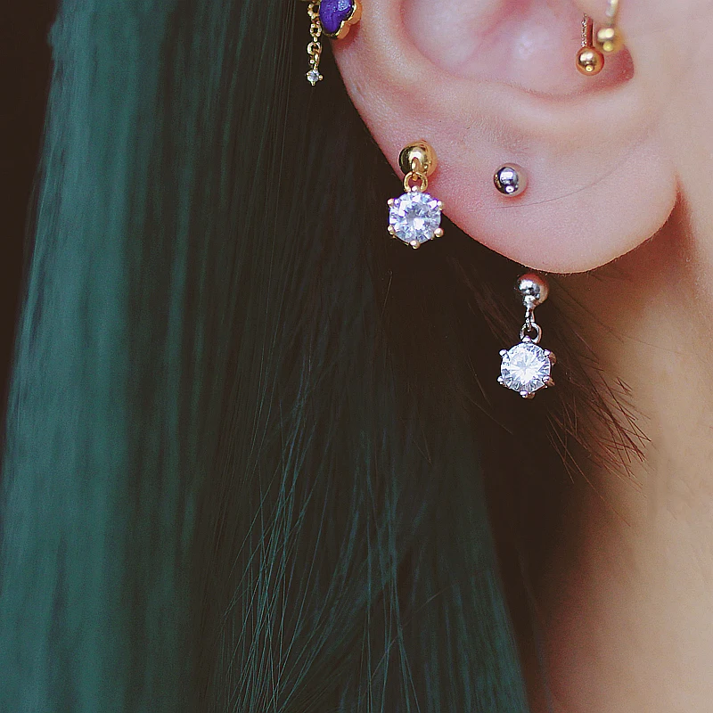 S925 Silver Exquisite Zircon Hook Fashion Personality Stud Earrings Ladies Fashion Jewelry Trend Ins Same Earring Gift
S925 Silver Exquisite Zircon Hook Fashion Personality Stud Earrings Ladies Fashion Jewelry Trend Ins Same Earring Gift